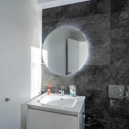 Apartment Fuer 6 Personen Ca 120 Qm In Nerja, Andalusien Costa Del Sol Nerja